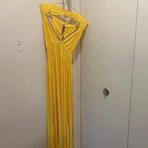 Elegant Yellow Maxi Dress
